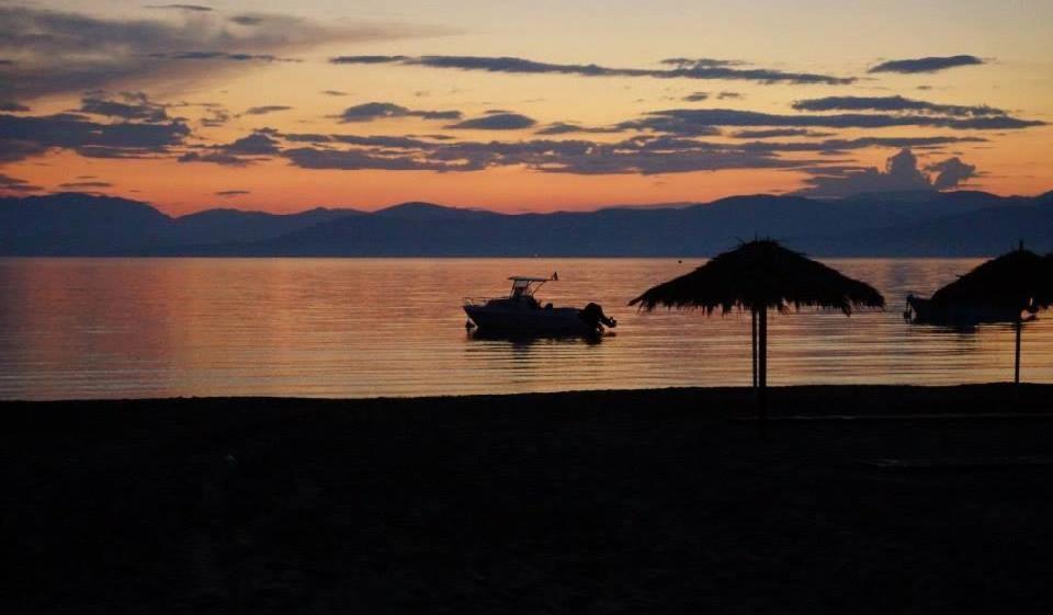 Erosea Beach Resort Kavos Luaran gambar